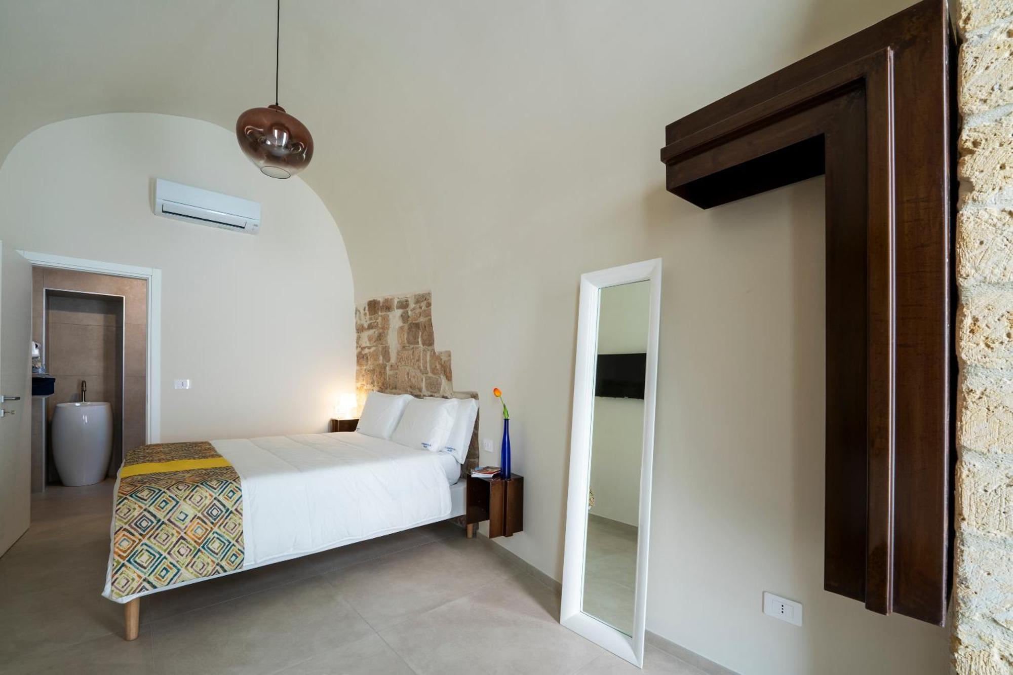 Vischi Apartment Trani By Le Marinelle Loc Turistica Экстерьер фото